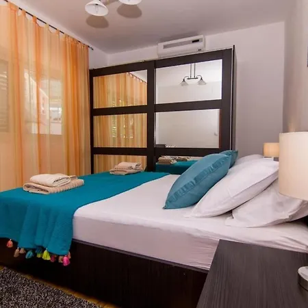 아파트 In Okrug Gornji With Terrace, Air Conditioning, Wifi, Washing Machine 5157-1 *